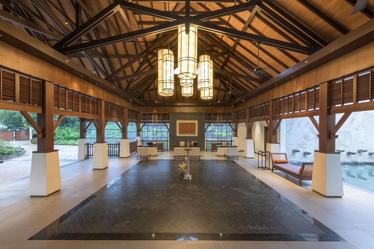Club Mahindra Ashtamudi Hotel Nindakara Bagian luar foto